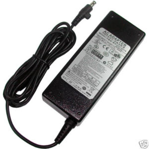SAMSUNG AC Power ADAPTER 19V 4.74A 90W LAPTOP BATTERY CHARGER